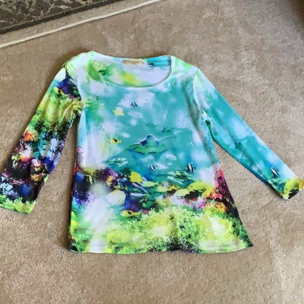 Impulse California top sea life with stones colorful size Med long sleeve